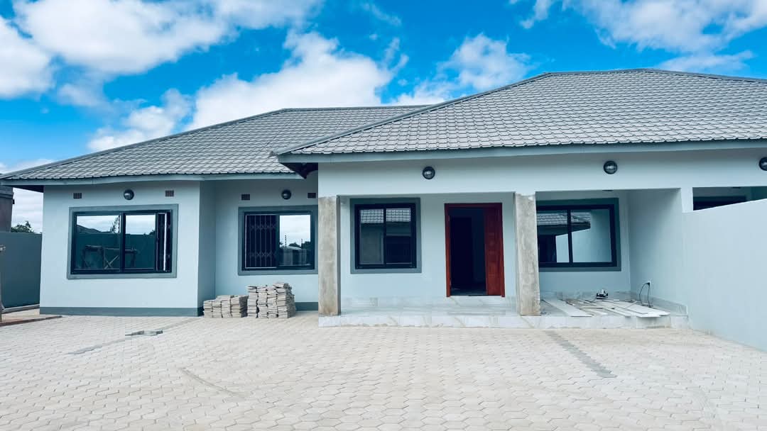 3 bedroomed flats for rent in Chaläla near Ggreens