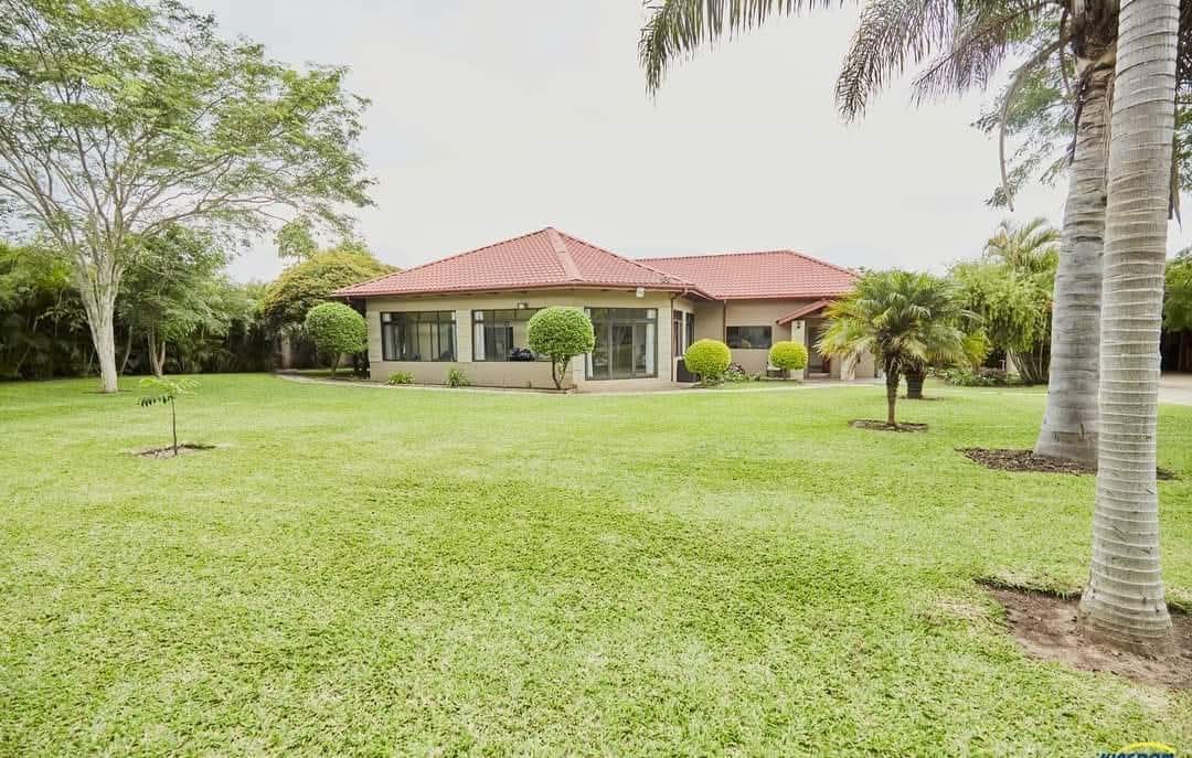 3 bedroomed farm house for sale in new Kasama
