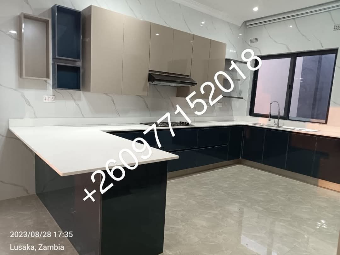 2 bedroomed flat for rent in state lodge photo 2