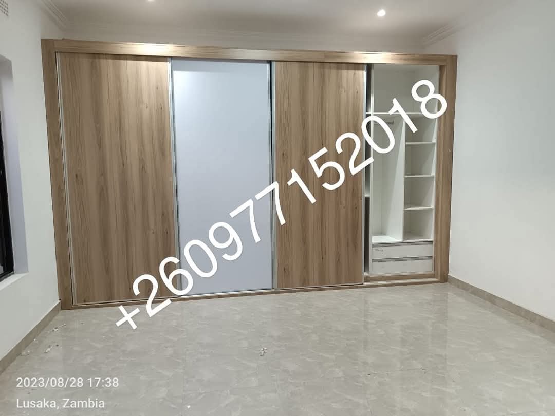 2 bedroomed flat for rent in state lodge photo 3