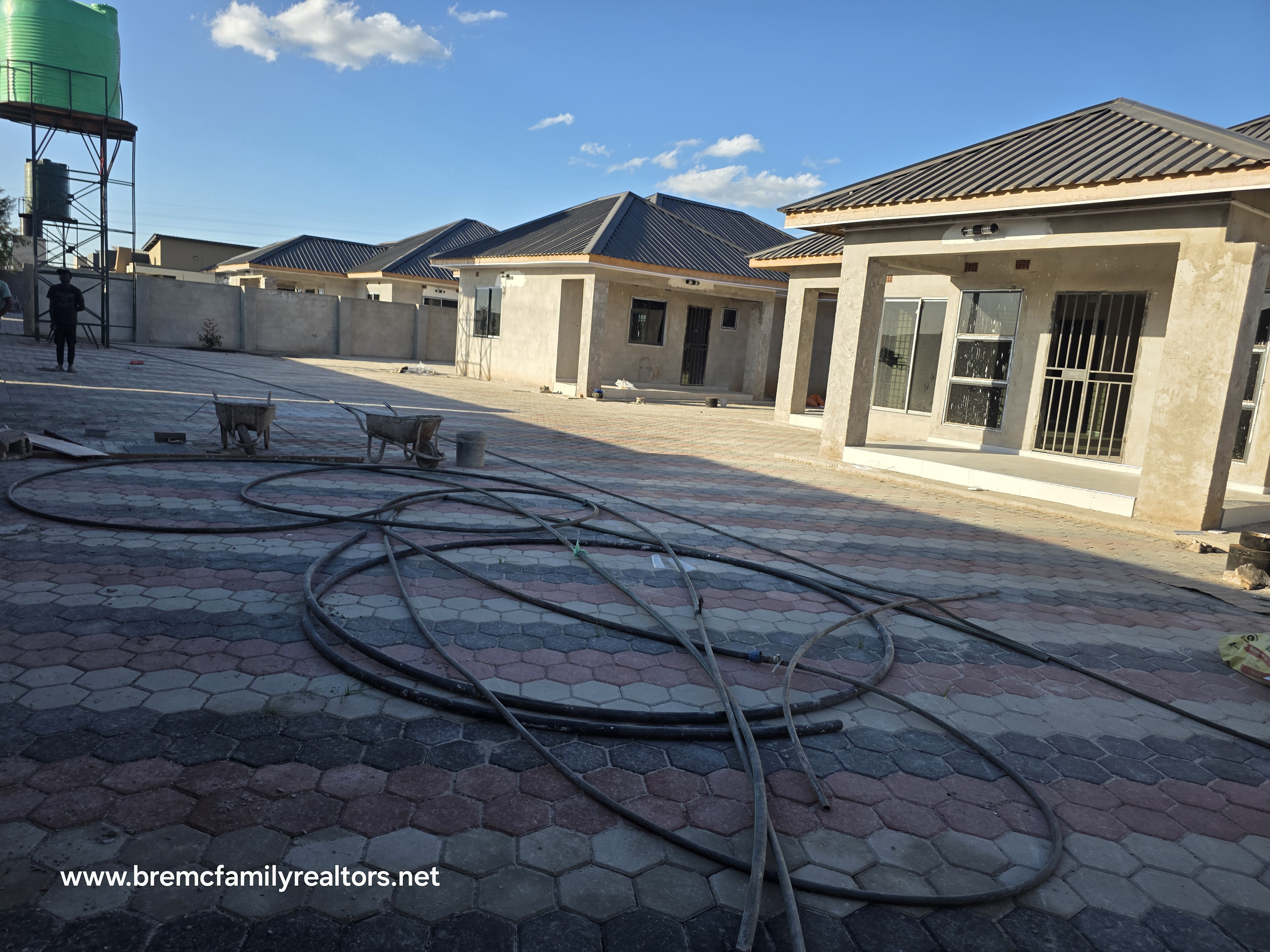 2&3 bedroomed flats for rent in lilayi photo 1