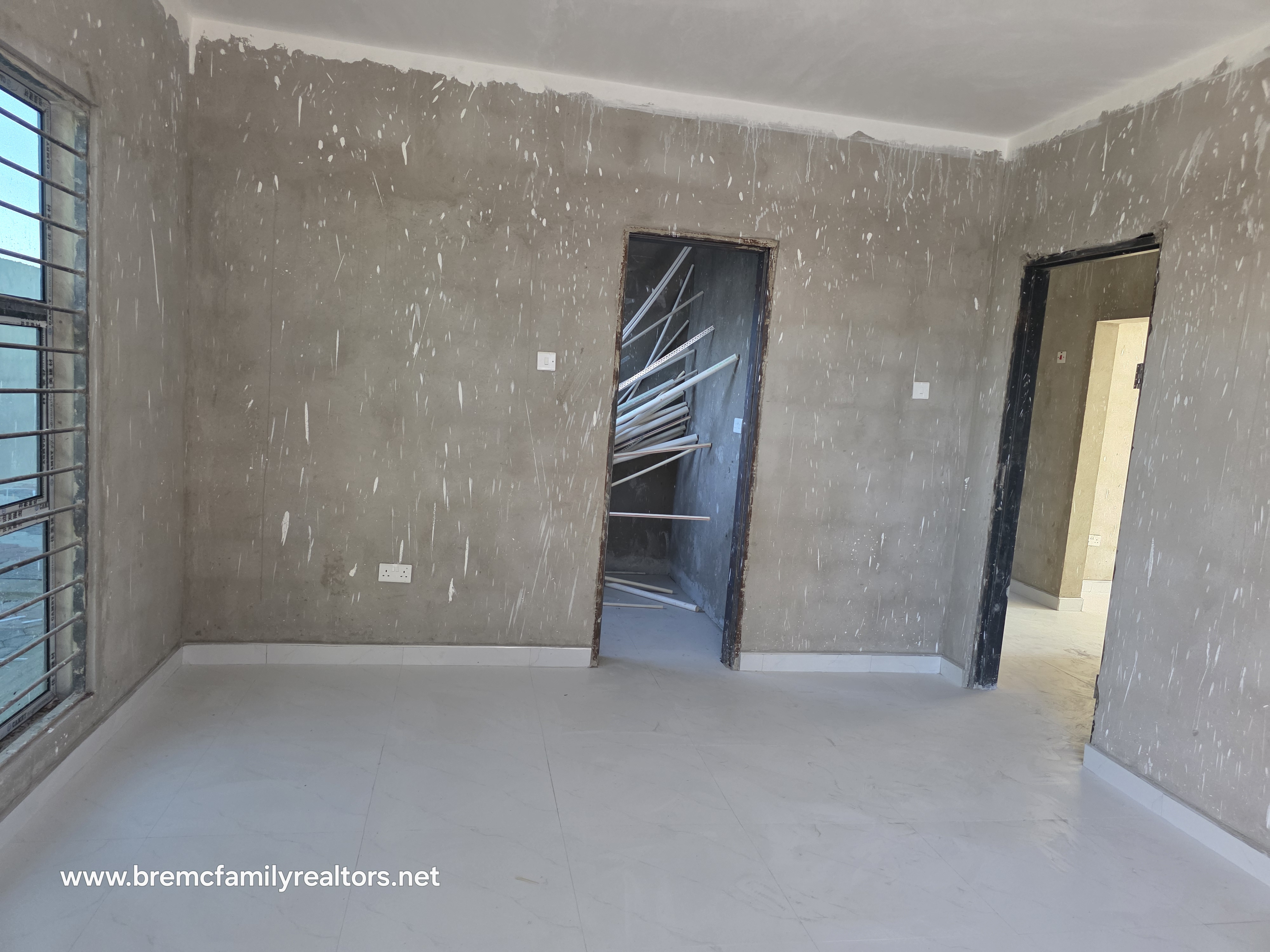 2&3 bedroomed flats for rent in lilayi photo 3