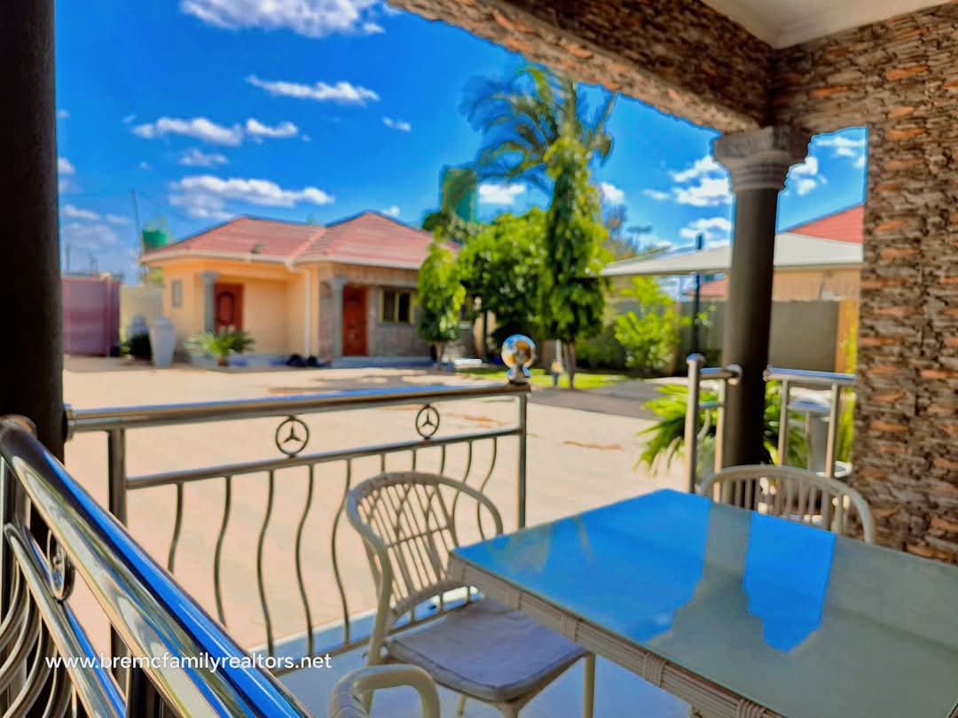 Complex of 4 flats for sale in chalala photo 2