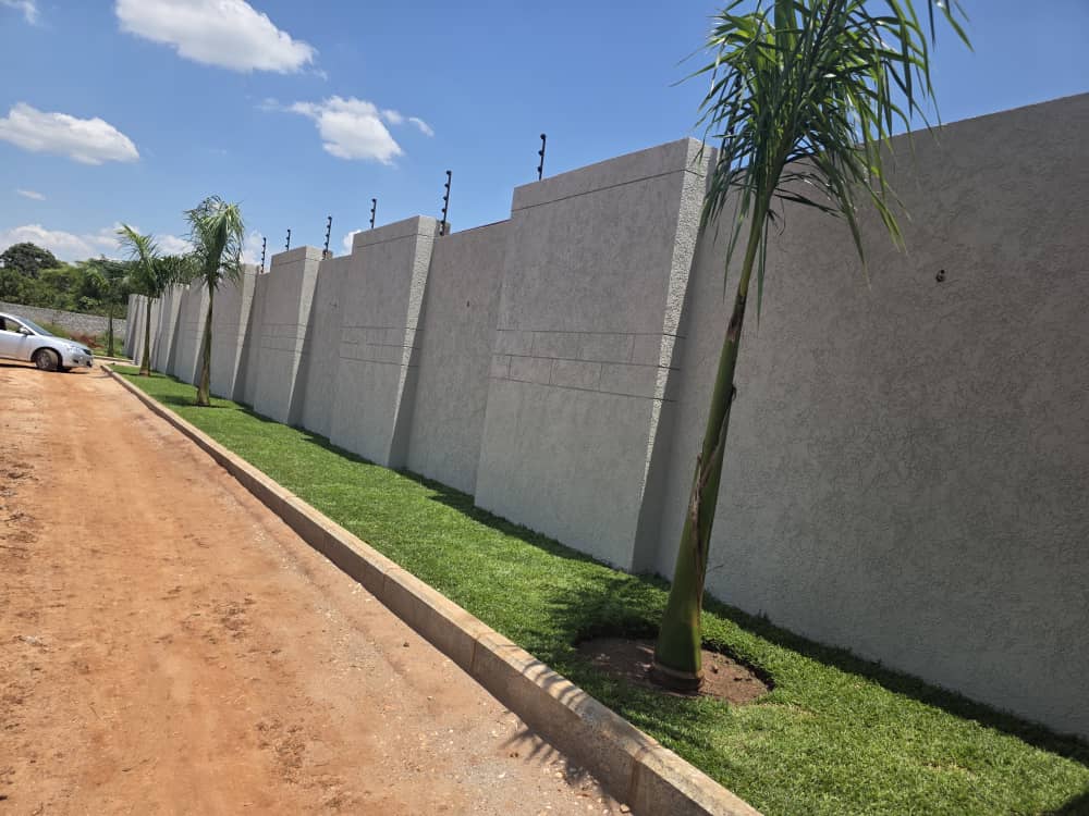 5 bedroomed standalone house for sale in Meanwood ibexhill Lusaka Zambia photo 4